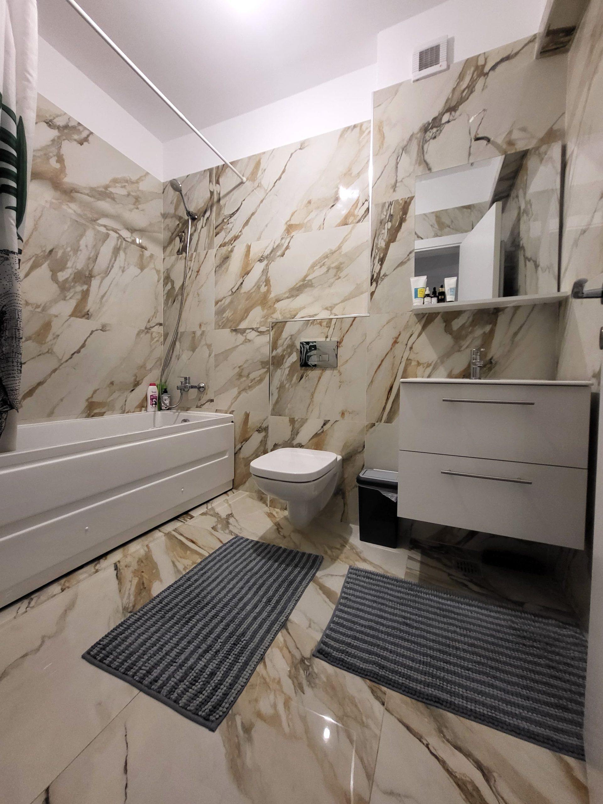 Apartament 3 camere zona Pallady